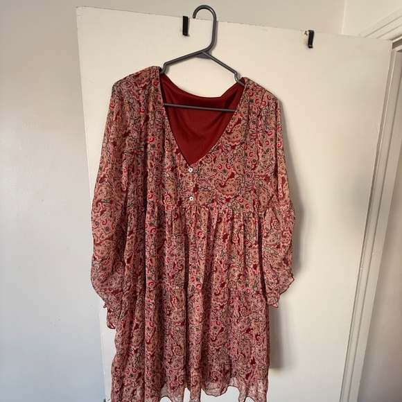 Robe - Picture 2 of 2